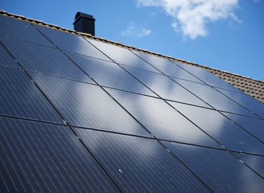 Montera solceller på olika typer av tak